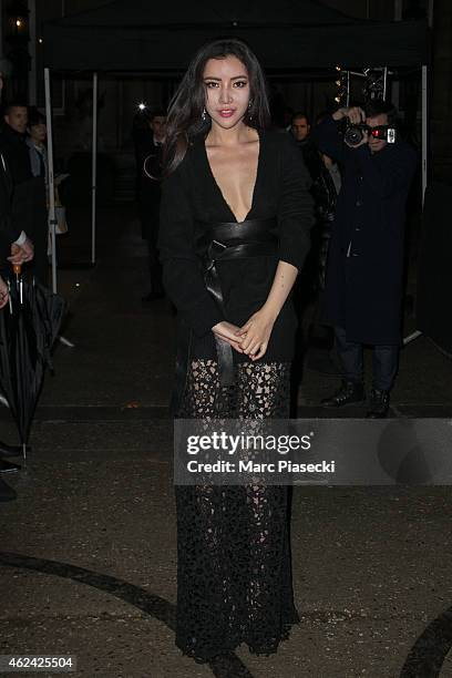 Lulu Tan arrives to attend the Valentino show as part of Paris Fashion Week Haute Couture Spring/Summer 2015 on January 28, 2015 in Paris, France.