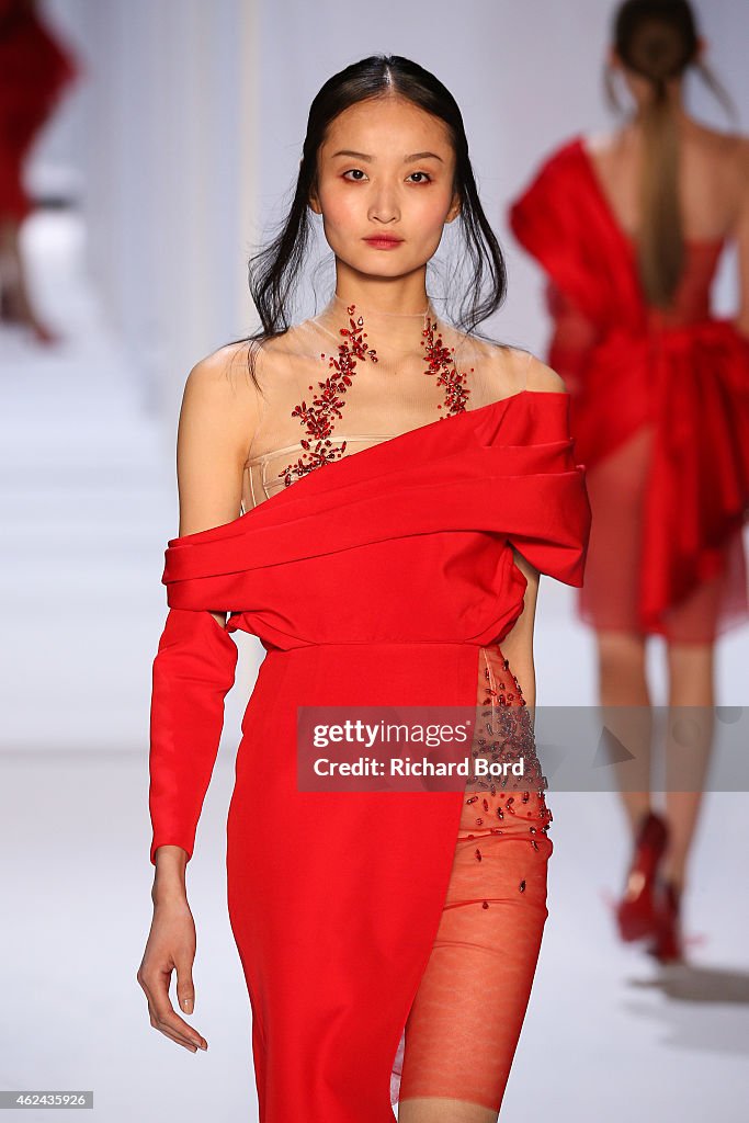 Lan Yu : Runway - Paris Fashion Week - Haute Couture S/S 2015