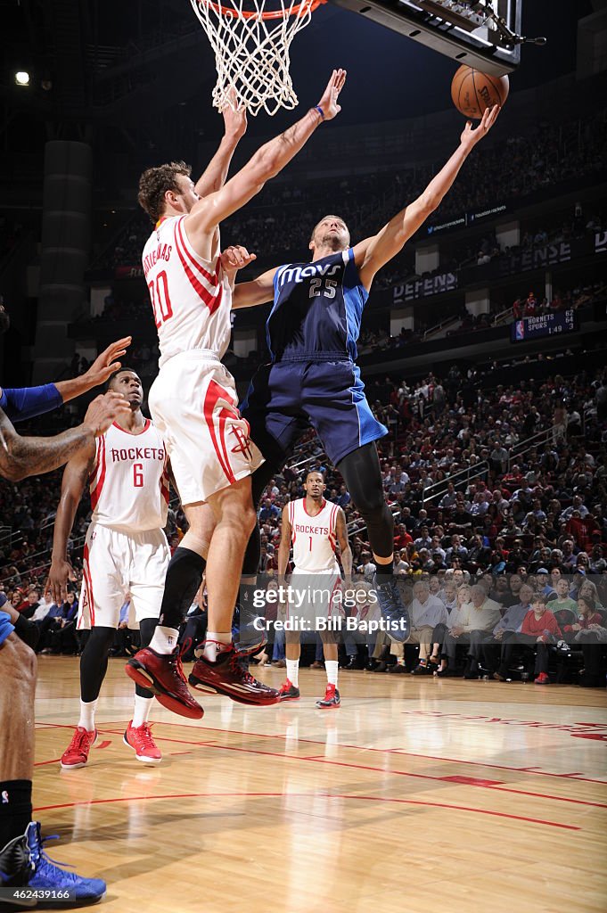 Dallas Mavericks v Houston Rockets