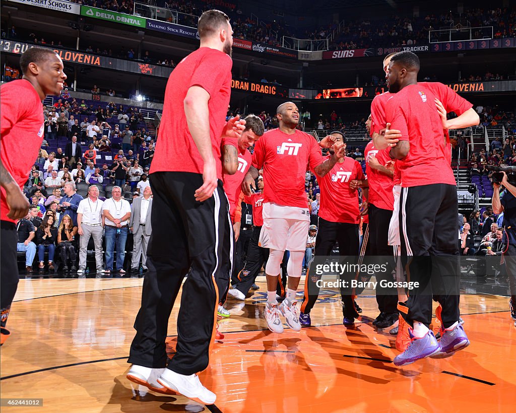 Washington Wizards v Phoenix Suns