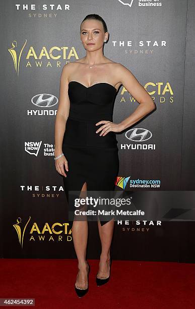 Leeanna Walsman arrives at the 4th AACTA Awards Ceremony at The Star on January 29, 2015 in Sydney, Australia.