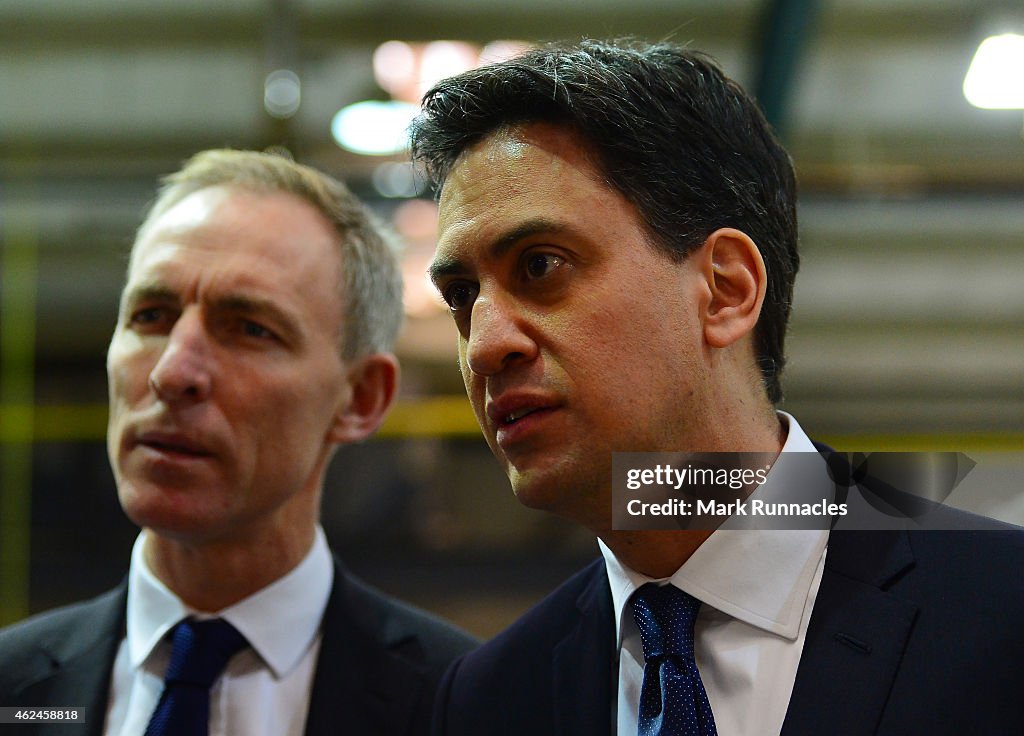 Ed Miliband Accompanies Jim Murphy To Queenslie Traning Centre