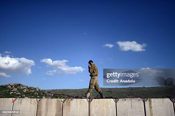 Israeli security forces take security measures against possible attacks near HaGoshrim dwelling unit in Kiryat Shmona, Israel on January 29, 2015....