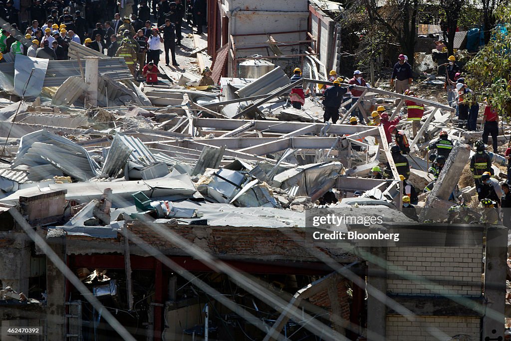 One Dead, Dozens Hurt in Gas Blast Outside Mexico City Hospital