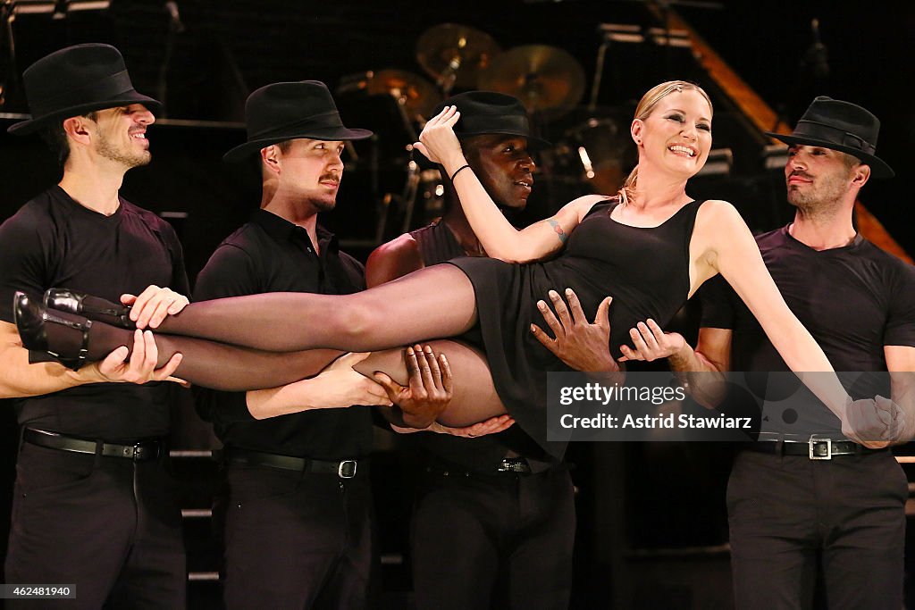 Jennifer Nettles And Carly Hughes Prepare To Join The Broadway Cast Of Chicago