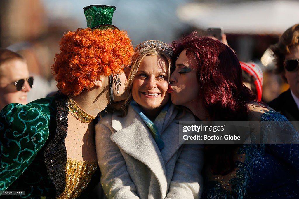 Amy Poehler Is Honored As Hasty Pudding Woman Of The Year