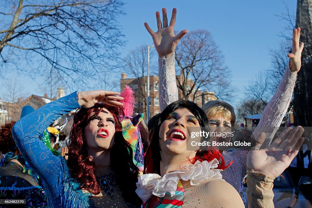 Amy Poehler Is Honored As Hasty Pudding Woman Of The Year