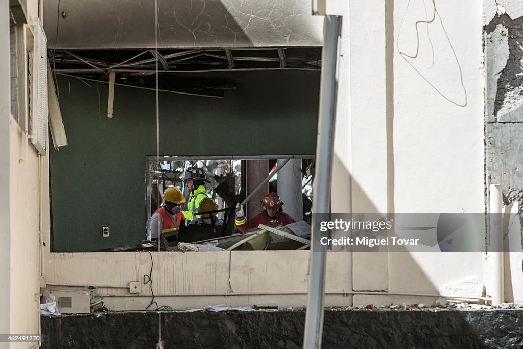 Gas Truck Explodes Outside Maternity Ward Of Children's Hospital In Mexico City