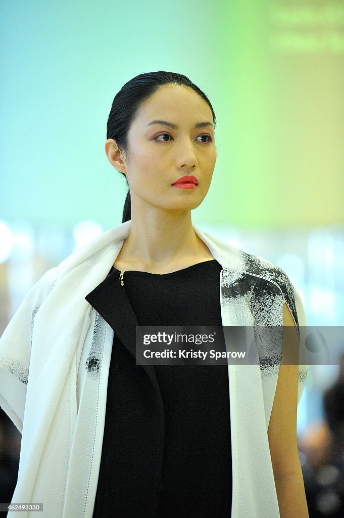 Stephanie Coudert : Runway - Paris Fashion Week - Haute Couture S/S 2015