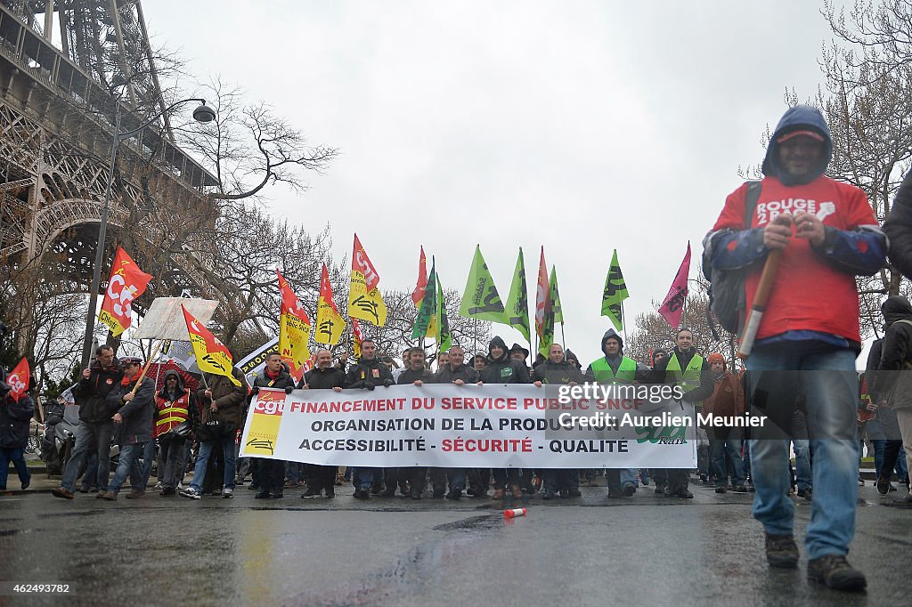 CGT And  Sud Rail Unions Organize A Demonstration Against The Railway System Reform In Paris