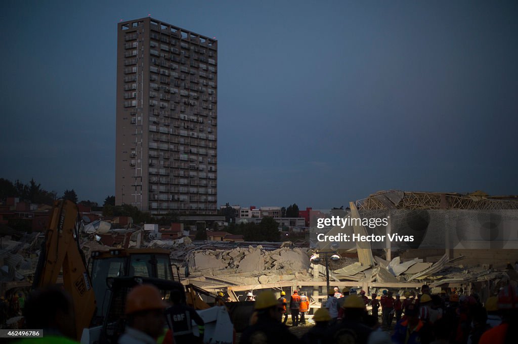 Gas Truck Explodes Outside Maternity Ward Of Children's Hospital In Mexico City