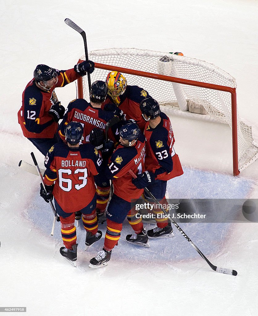 Columbus Blue Jackets v Florida Panthers