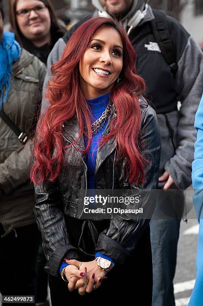 Nicole "Snooki" Polizzi visits "Extra" in Times Square on January 13, 2014 in New York City.