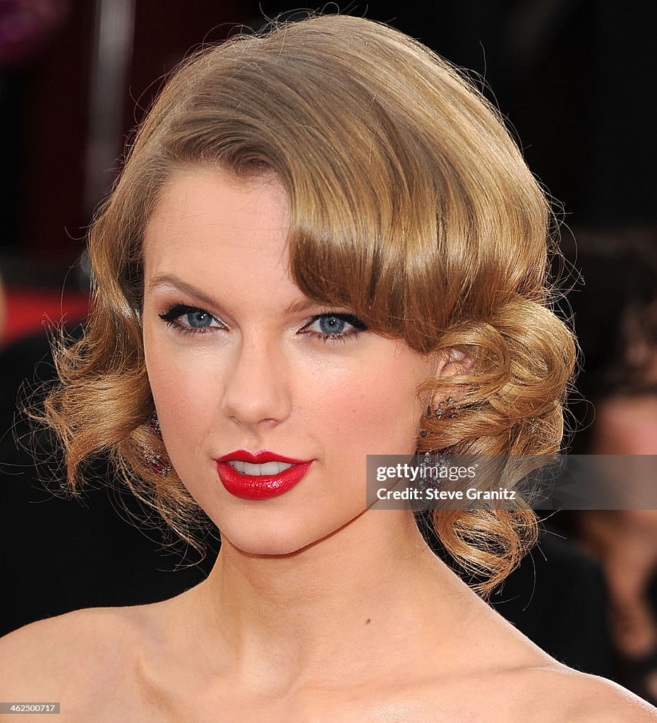 71st Annual Golden Globe Awards - Arrivals