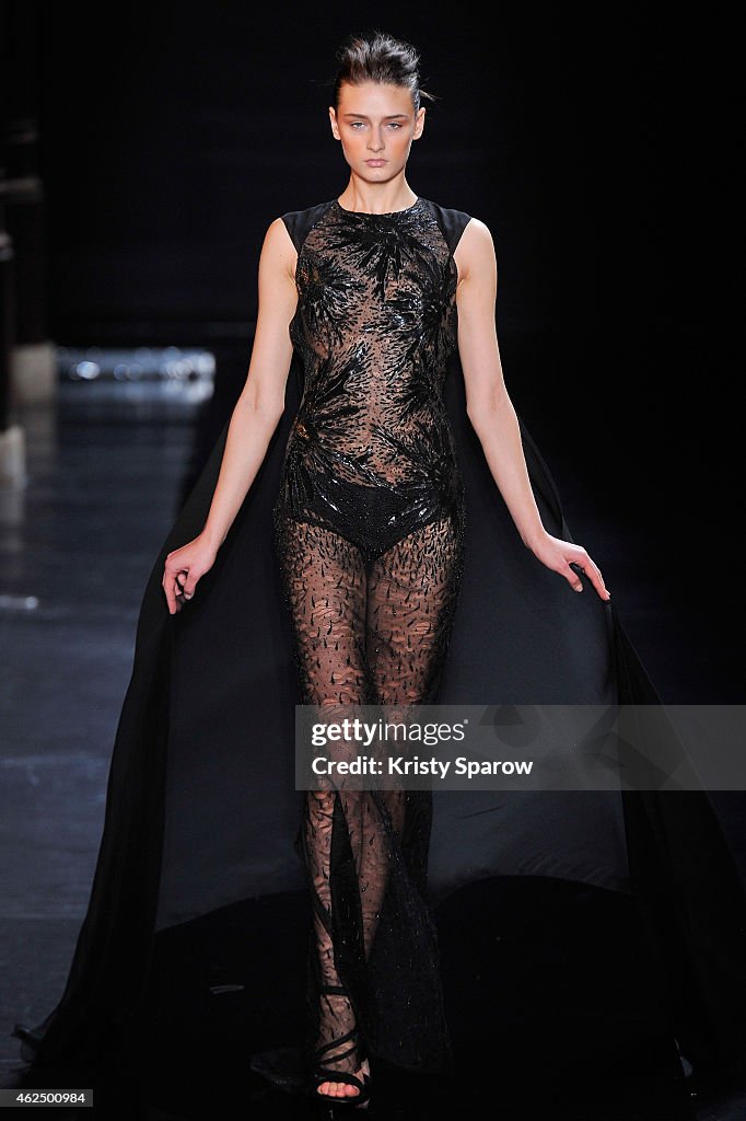 Loris Azzaro : Runway - Paris Fashion Week - Haute Couture S/S 2015