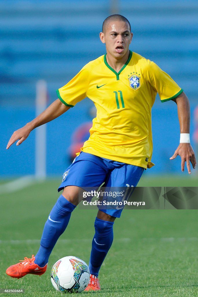 Paraguay v Brazil - South American U-20 Uruguay 2015