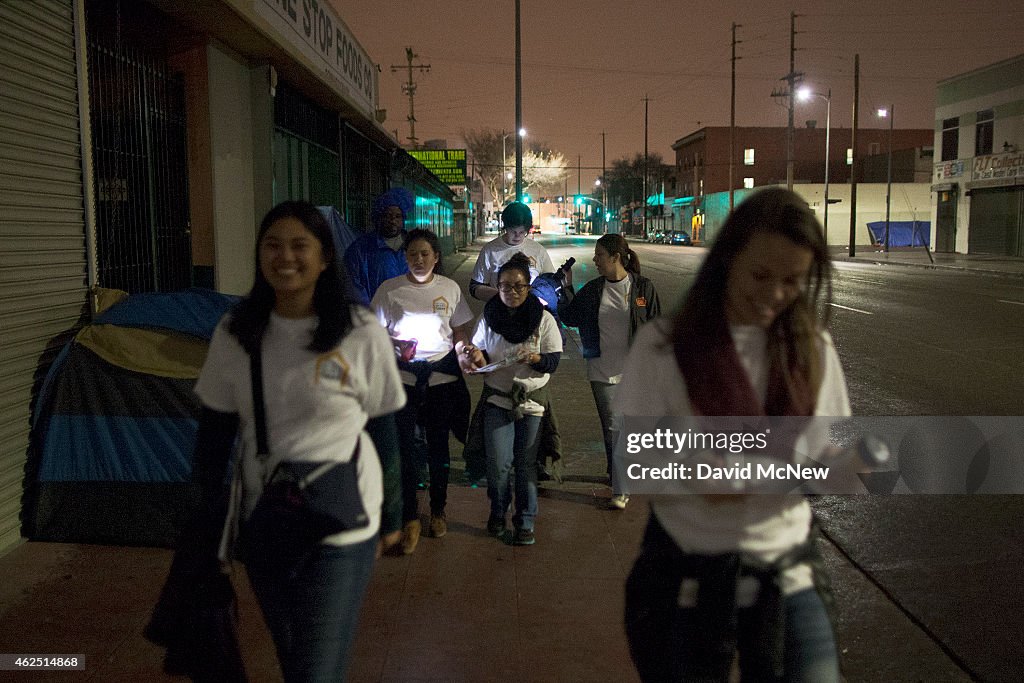 Volunteers Fan Out Across Los Angeles In Effort To Count City's Homeless