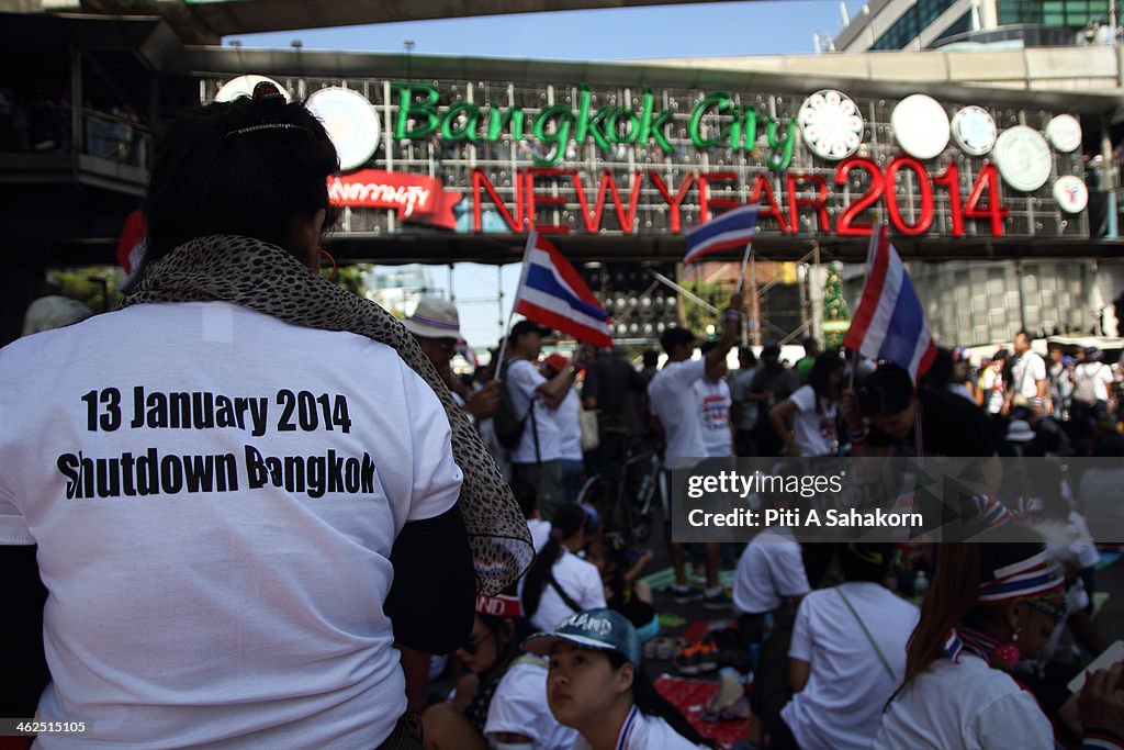 Anti-Government Protesters Shutdown Bangkok