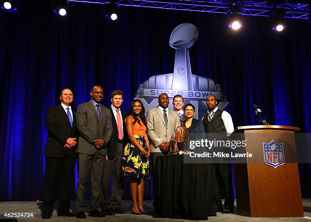 Executive Vice President, Chief Marketing Officer for Nationwide Matt Jauchius, Jarrett Payton, Green Bay Packers President and CEO Mark Murphy ,...