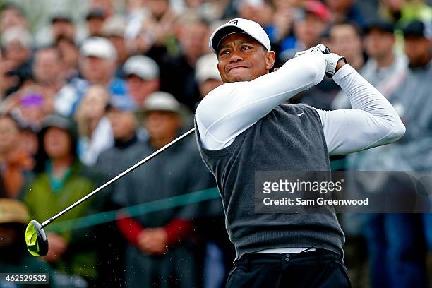 Tiger Woods hits a tee shot on the 9th hole during the second round of the Waste Management Phoenix Open at TPC Scottsdale on January 30, 2015 in...