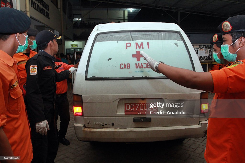 Bodies of AirAsia QZ8501's victims brought to Makassar