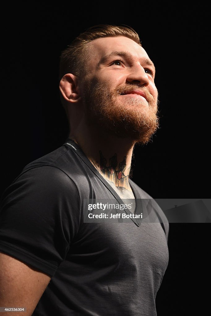 UFC 183 Weigh-in