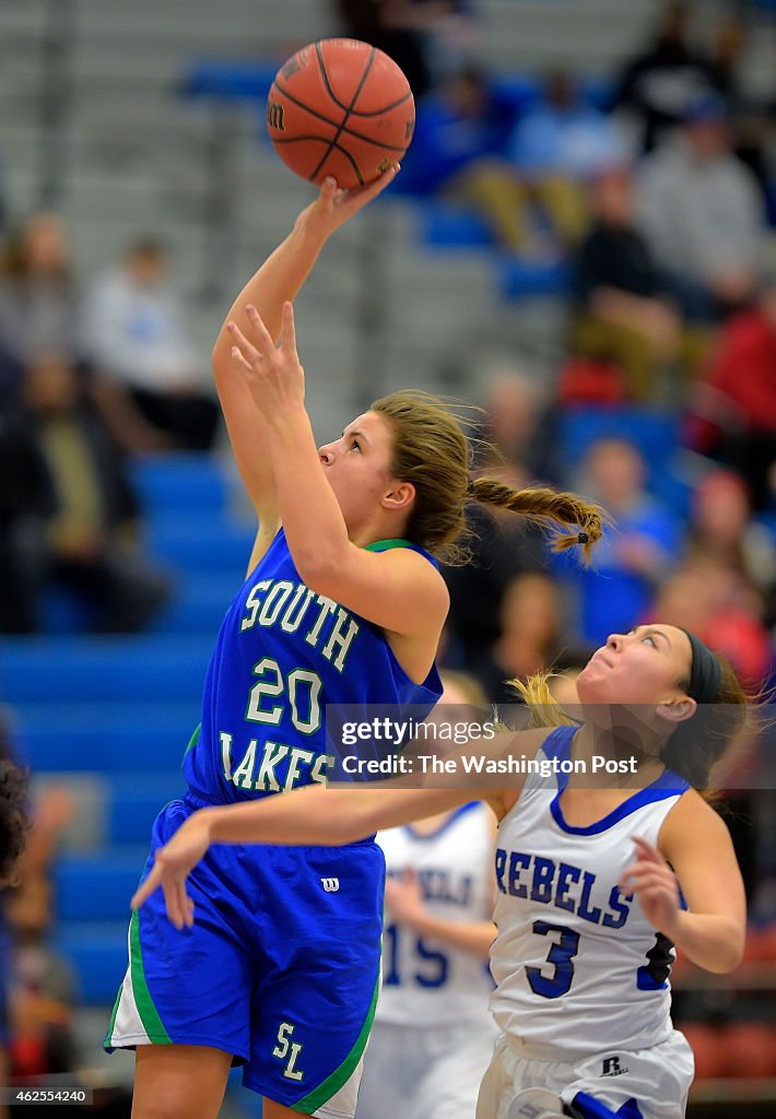 Fairfax  plays South Lakes in girls basketball