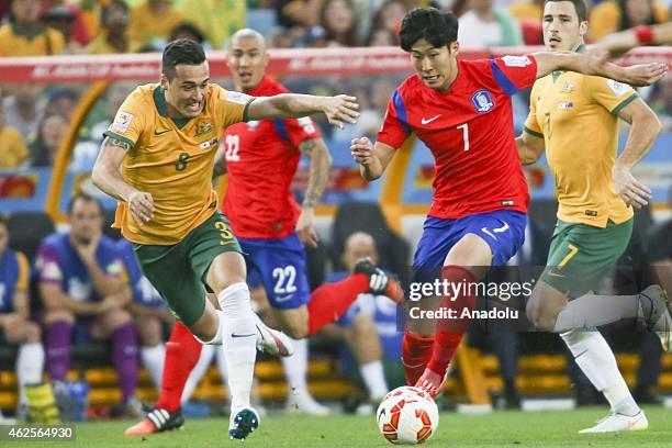 Park Joo Ho of South Korea in action against from Chris Herd of Australia during the 2015 Asia Cup Final between Australia Vs South Korea in the 2015...