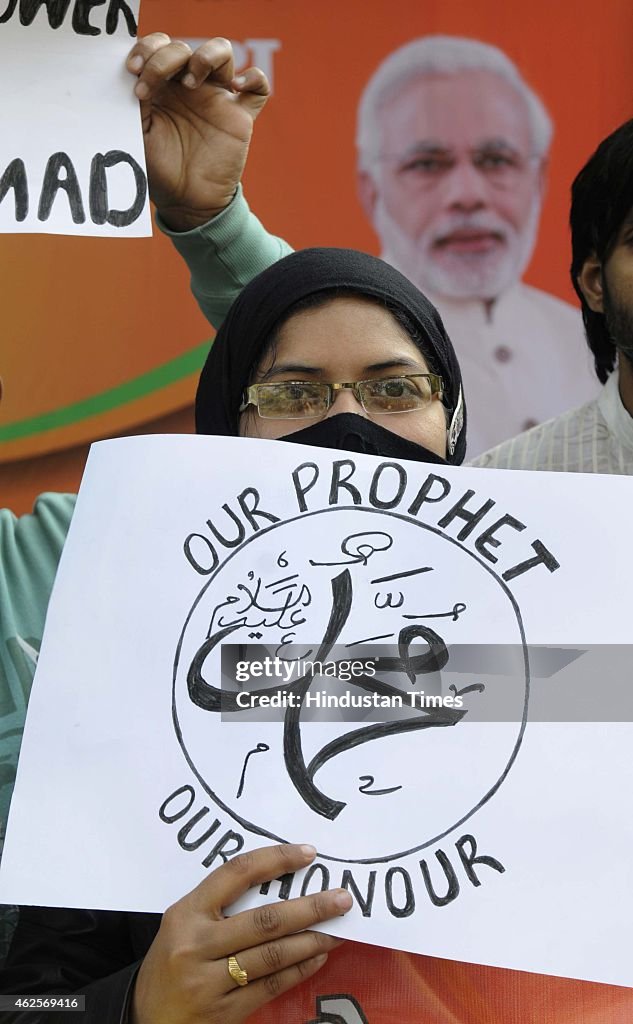 Members of All India Muslim Facebook Page protest against the... News Photo  - Getty Images