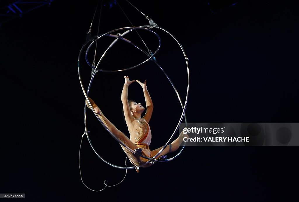 MONACO-FESTIVAL-CIRCUS-PEOPLE