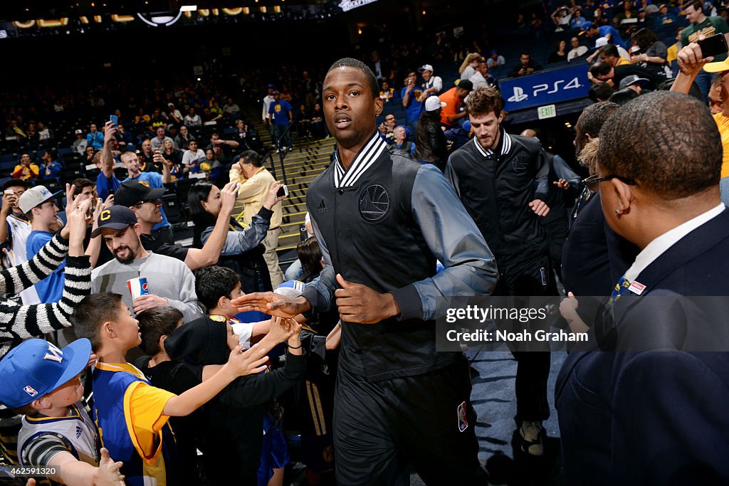 Phoenix Suns v Golden State Warriors