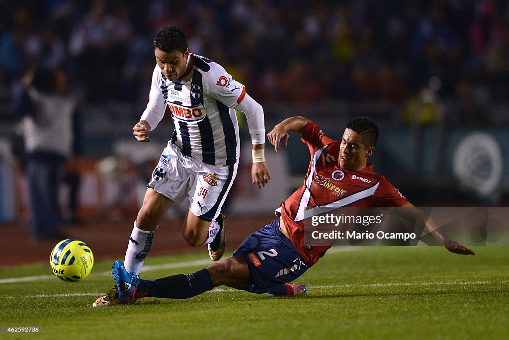 Monterrey v Veracruz - Clausura 2015 Liga MX