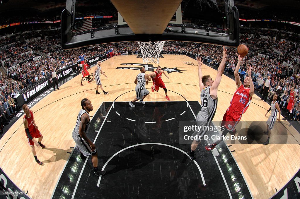 Los Angeles Clippers v San Antonio Spurs