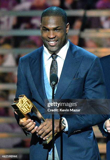 Player DeMarco Murray speaks onstage during 4th Annual NFL Honors at Phoenix Convention Center on January 31, 2015 in Phoenix, Arizona.