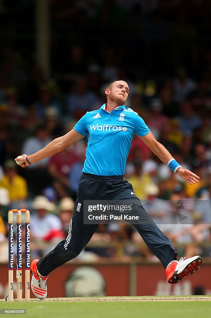 Australia v England: Carlton Mid ODI Tri Series - Final