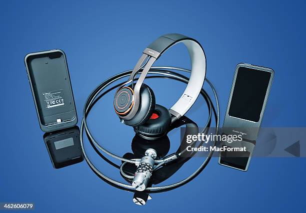 Mophie Juice Pack Air For iPhone 5, Jabra Revo Wireless headphones, PNY Thinksafe For Mac and a Coolermaster Aluminium Bumper, taken on April 25,...