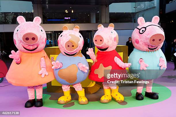 36 Peppa Pig And George Photos and Premium High Res Pictures - Getty Images