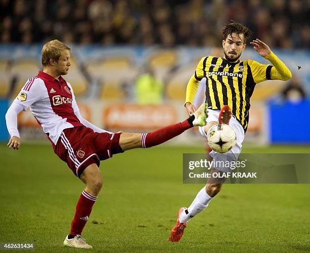 Ajax Amsterdam player Nicolai Boilesen vies with Vitesse's Arnhem player Davy Propper during the Dutch Eredivisie football match between Vitesse...