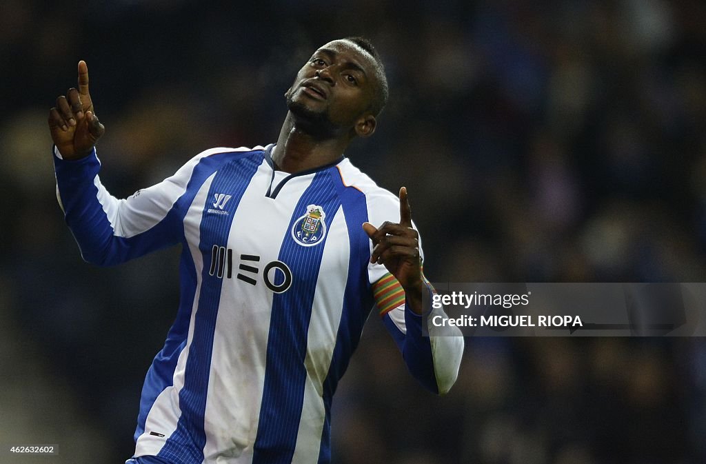 FBL-POR-LIGA-PORTO-PACOS