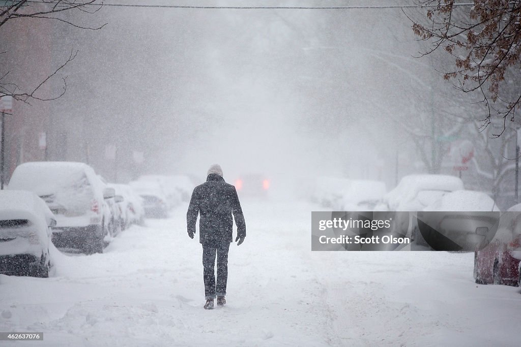 Major Winter Storm Pounds Chicago Area