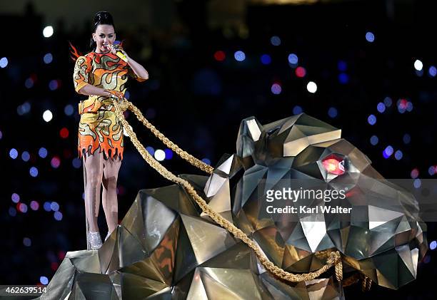 Recording artist Katy Perry performs onstage during the Pepsi Super Bowl XLIX Halftime Show at University of Phoenix Stadium on February 1, 2015 in...