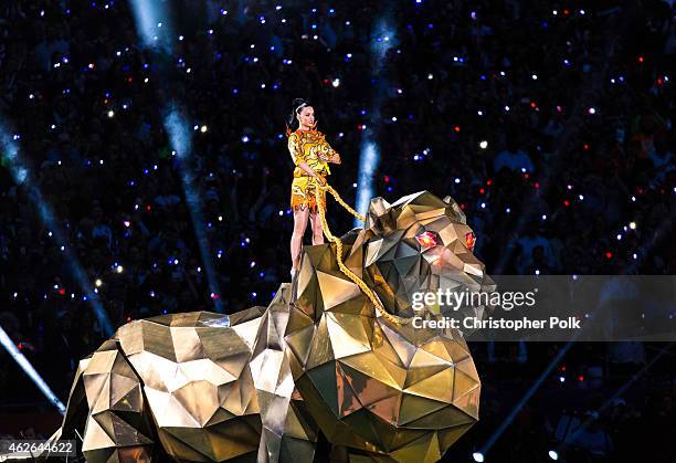 Recording artist Katy Perry performs onstage during the Pepsi Super Bowl XLIX Halftime Show at University of Phoenix Stadium on February 1, 2015 in...