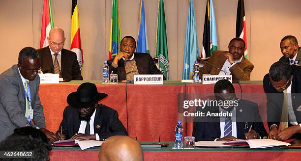 President of South Sudan, Salva Kiir Mayardit attends a meeting with Riek Machar , AU Commissioner for Peace and Security Ismail Chergui , Kenyan...