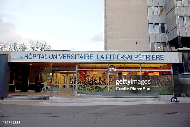 Hopital Pitie Salpetriere Photos And Premium High Res Pictures Getty hopital-pitie-salpetriere-photos-and-premium-high-res-pictures-getty