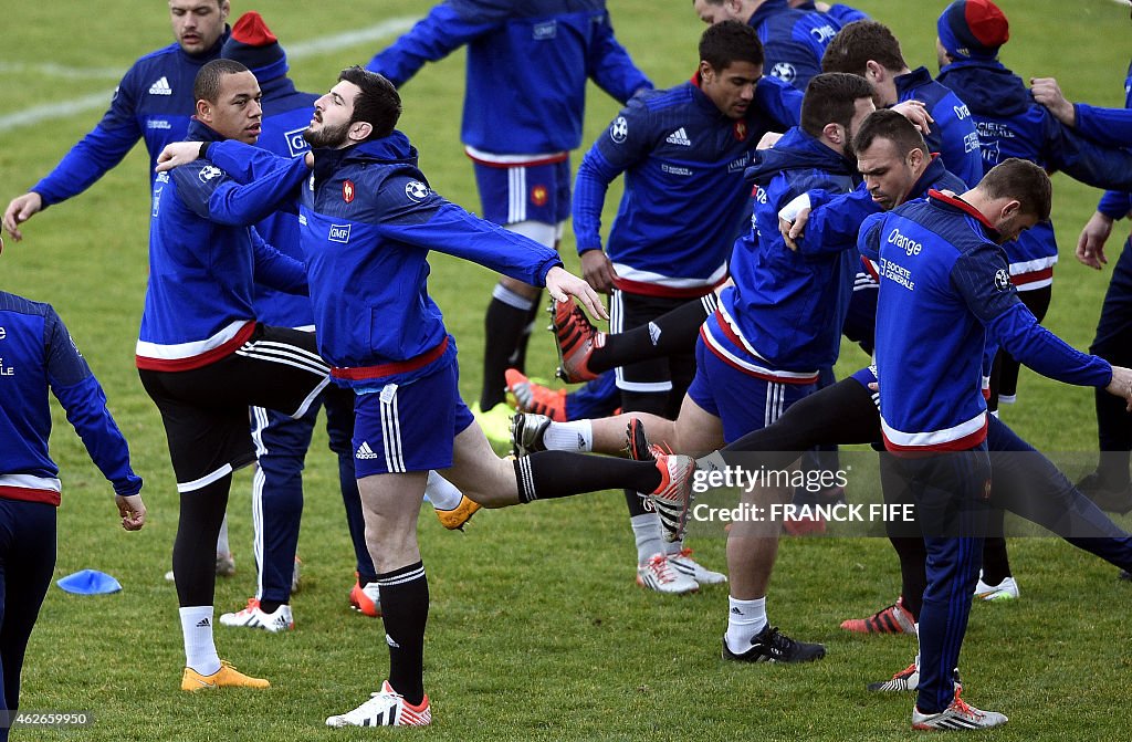 Ff Rugby France's national rugby team players take part in a training session ...