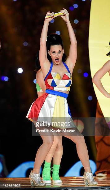 Recording artist Katy Perry performs onstage during the Pepsi Super Bowl XLIX Halftime Show at University of Phoenix Stadium on February 1, 2015 in...