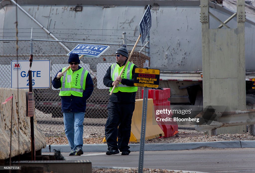 One Refinery Shuts As U.S. Oil Workers Strike Reaches Second Day