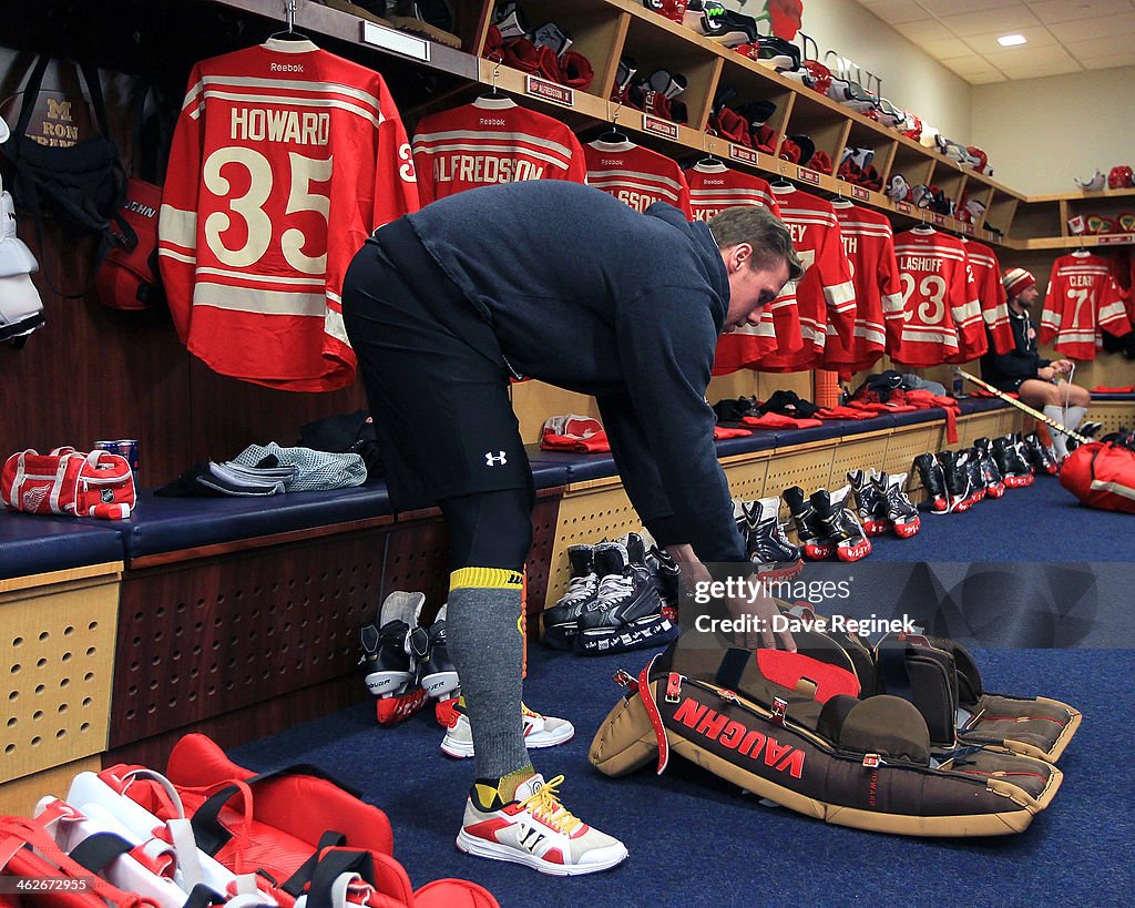 2014 Bridgestone NHL Winter Classic - Toronto Maple Leafs v Detroit Red Wings