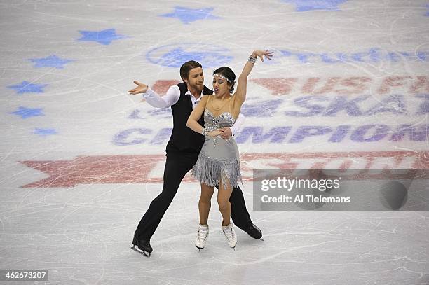 Championships: Lynn Kriengkrairut and Logan Giulietti-Schmitt in action during Dance Short program at TD Garden. Boston, MA 1/10/2014 CREDIT: Al...