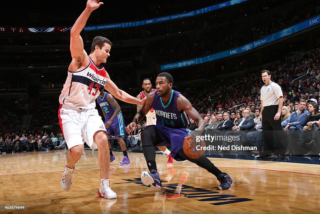 Charlotte Hornets v Washington Wizards